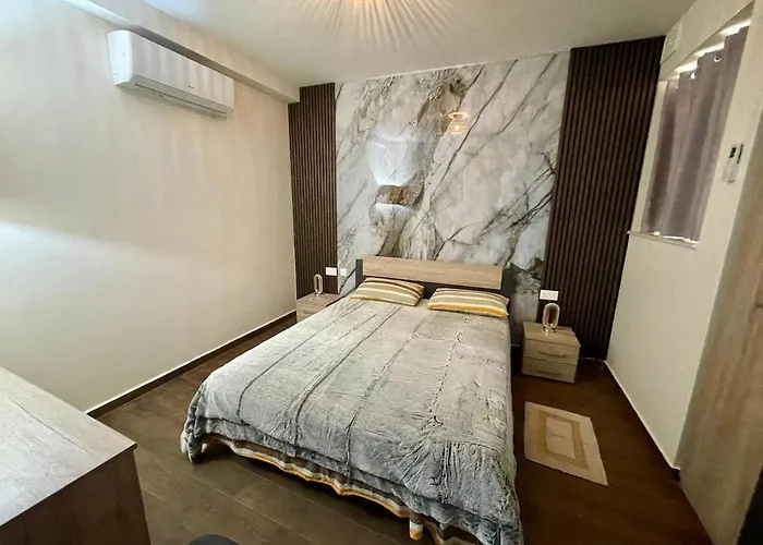 Gozo 3br - Views, Pool & Garage