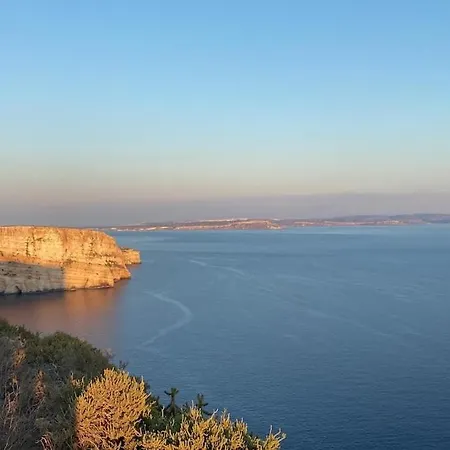 Gozo 3br - Views, Pool & Garage *